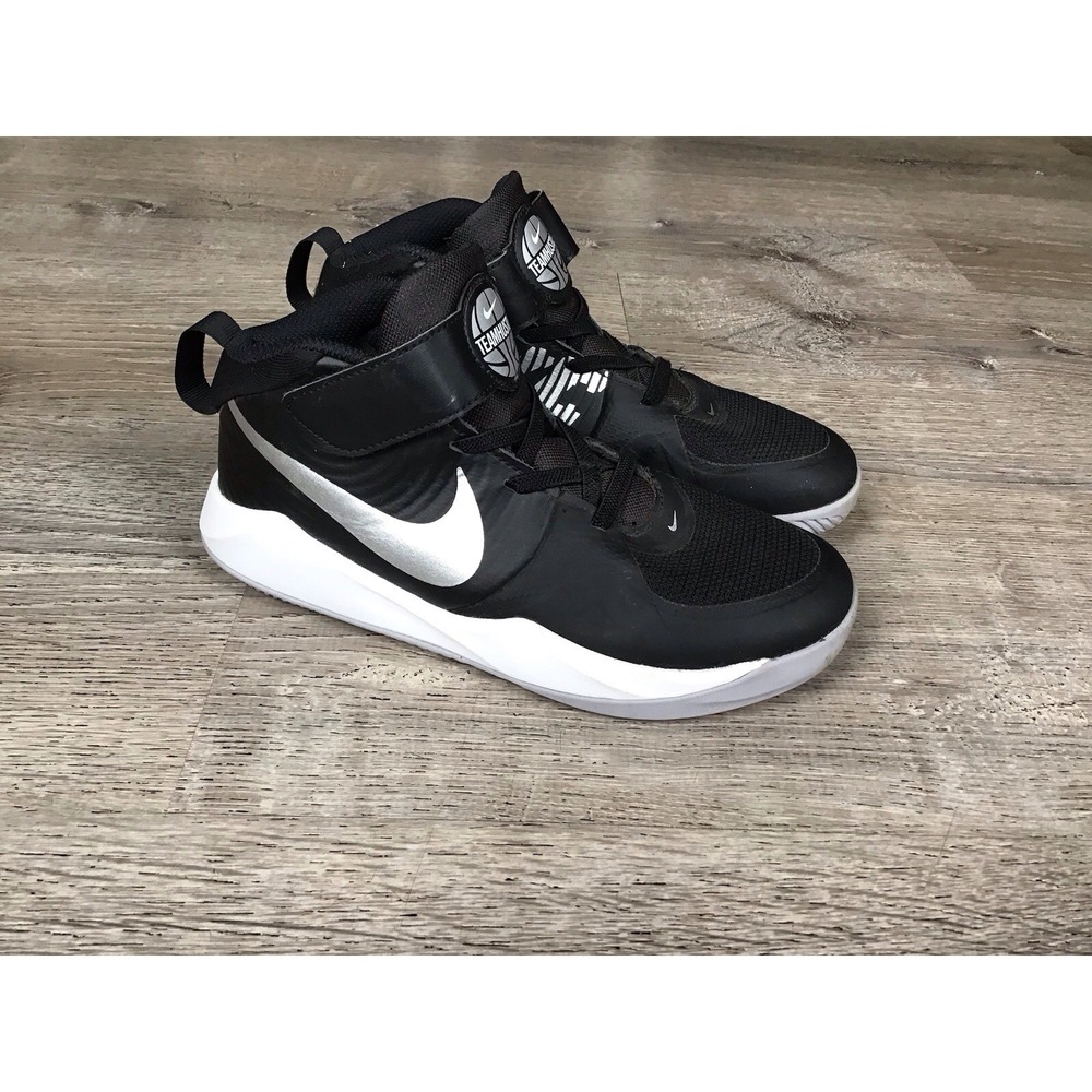 Nike Team Hustle Youth Size 3Y Basketball Shoes Black/White AQ4225-001